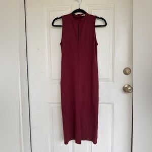 Forever21 long tight slimming dress front slit Size S